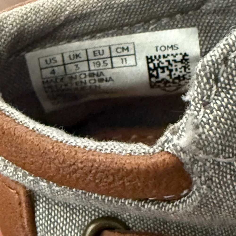 Toms Kids Bimini Canvas High-Top Shoes in Gray and Tan-Size 4